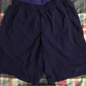 Lululemon 11in Core shorts